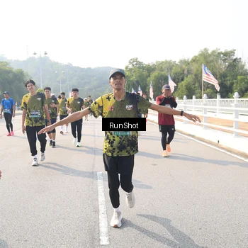 Runner Photo 6925798