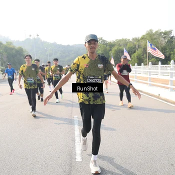 Runner Photo 6925800
