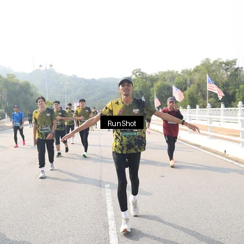 Runner Photo 6925810