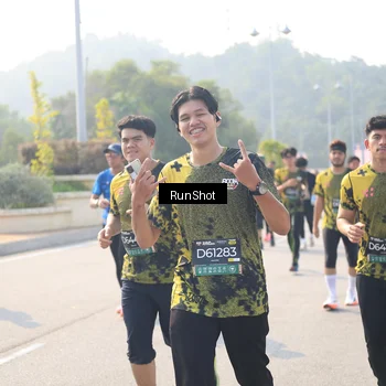 Runner Photo 6925816