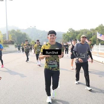 Runner Photo 6925830