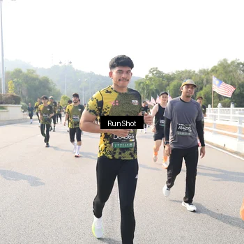 Runner Photo 6925833