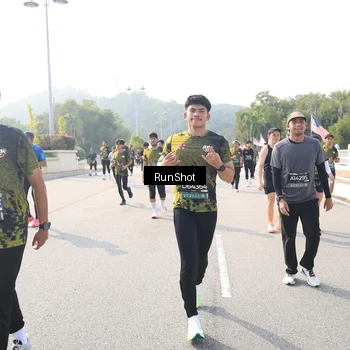 Runner Photo 6925840