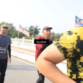 Runner Photo 6925843