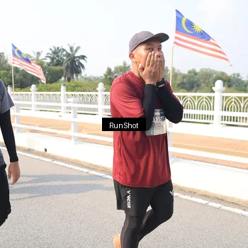Runner Photo 6925846