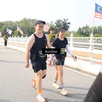 Runner Photo 6925857