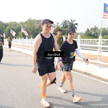 Runner Photo 6925858
