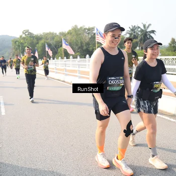 Runner Photo 6925860