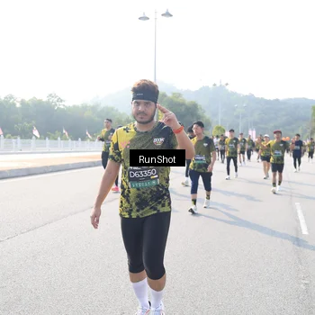 Runner Photo 6925874