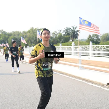 Runner Photo 6925876