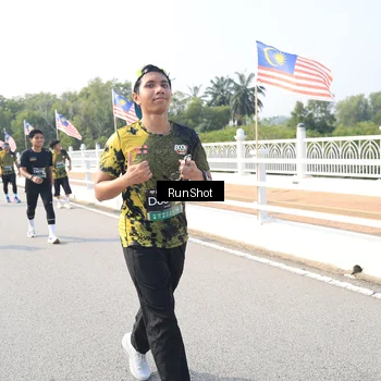 Runner Photo 6925878
