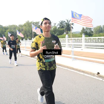 Runner Photo 6925888