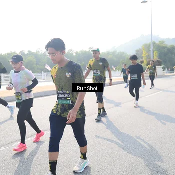 Runner Photo 6925890