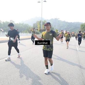 Runner Photo 6925902
