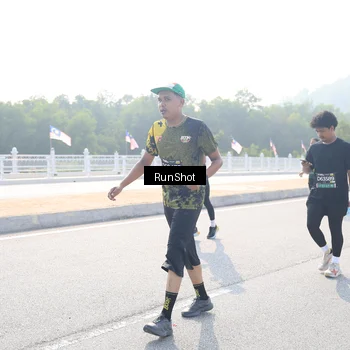 Runner Photo 6925905