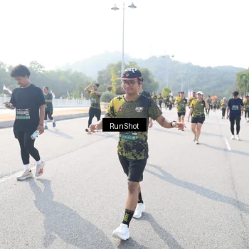 Runner Photo 6925908
