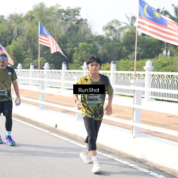 Runner Photo 6925911