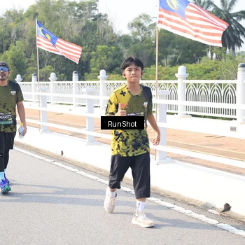 Runner Photo 6925914