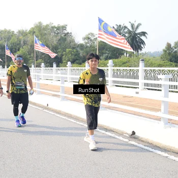 Runner Photo 6925917