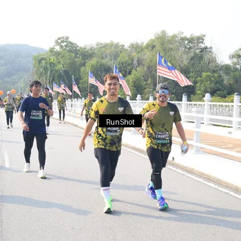Runner Photo 6925925