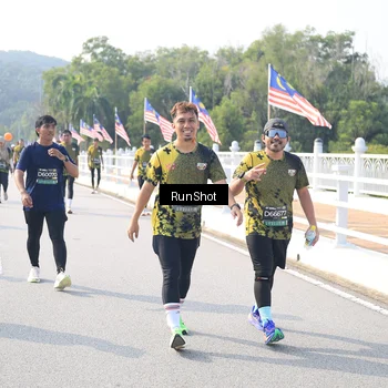 Runner Photo 6925933