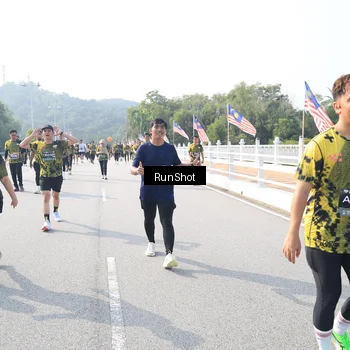 Runner Photo 6925943