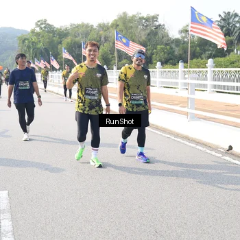 Runner Photo 6925951