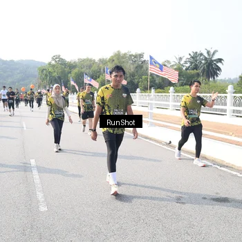 Runner Photo 6925982