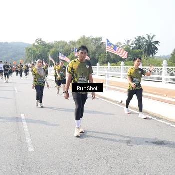 Runner Photo 6925983