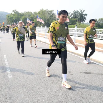 Runner Photo 6925990
