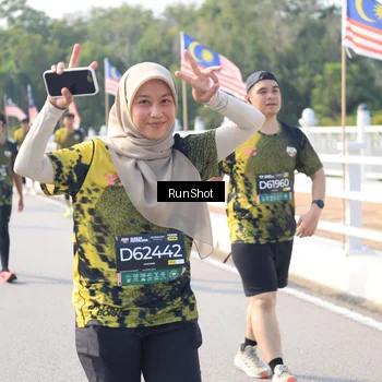 Runner Photo 6926003
