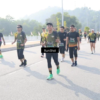 Runner Photo 6926014