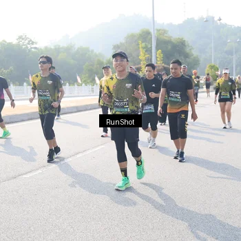 Runner Photo 6926016