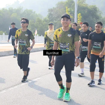 Runner Photo 6926017