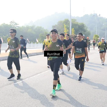 Runner Photo 6926018