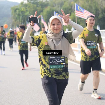 Runner Photo 6926019