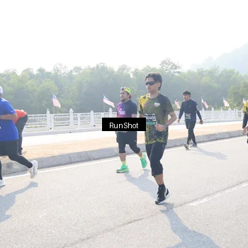 Runner Photo 6926021