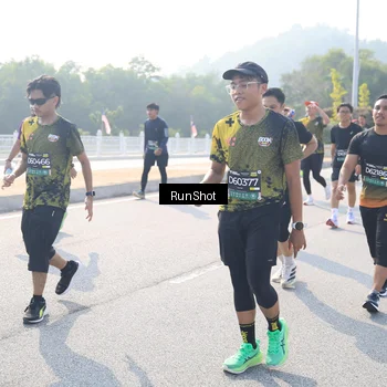 Runner Photo 6926025
