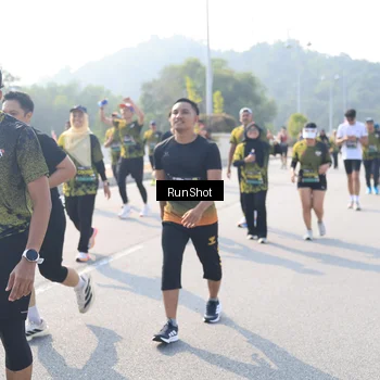 Runner Photo 6926029
