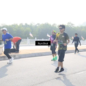 Runner Photo 6926032