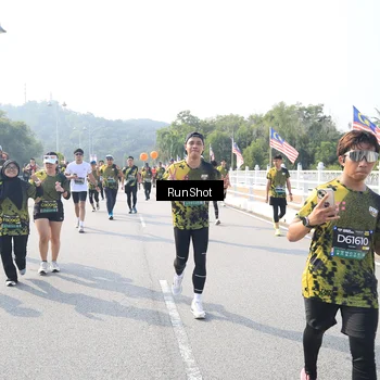 Runner Photo 6926037