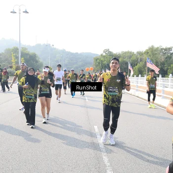Runner Photo 6926039