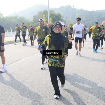 Runner Photo 6926051