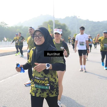 Runner Photo 6926055