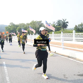 Runner Photo 6926062