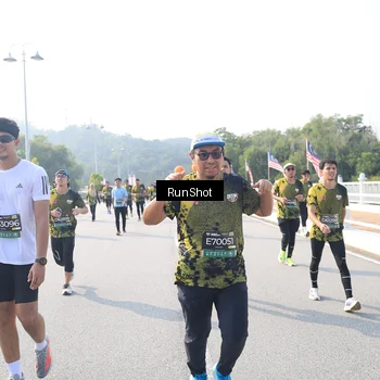 Runner Photo 6926073