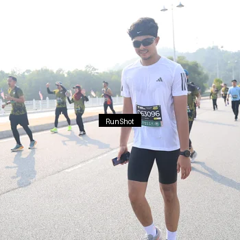 Runner Photo 6926076