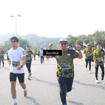 Runner Photo 6926079
