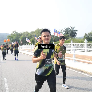 Runner Photo 6926082