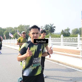 Runner Photo 6926089